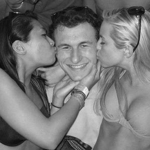 精品一区二区三区密桃
